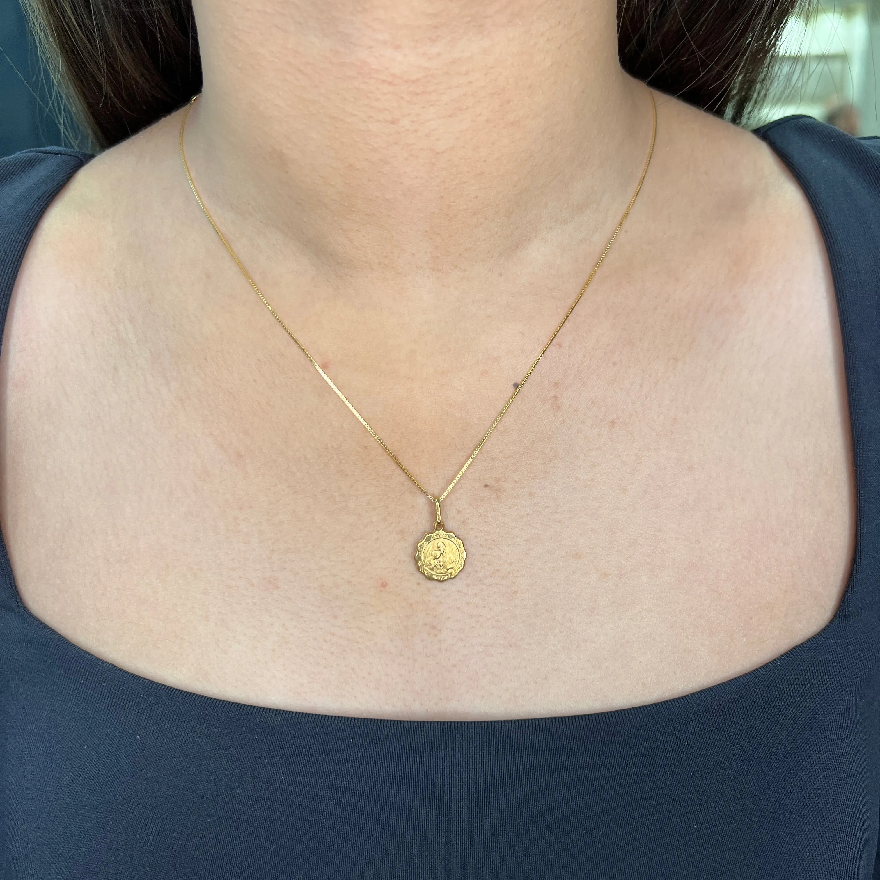 (10K ,14K, 18K) Yellow Gold (12.5mm) Communion Medallion Pendant