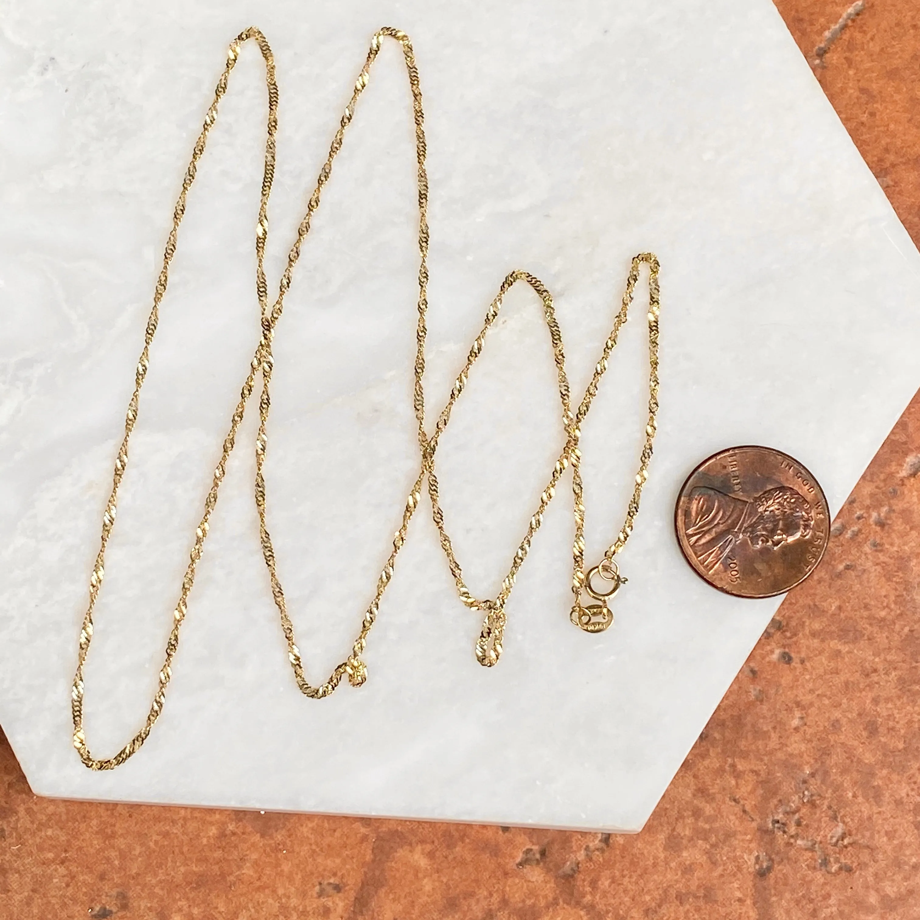 10KT Yellow Gold Diamond-Cut 1mm Singapore Chain Necklace 24"