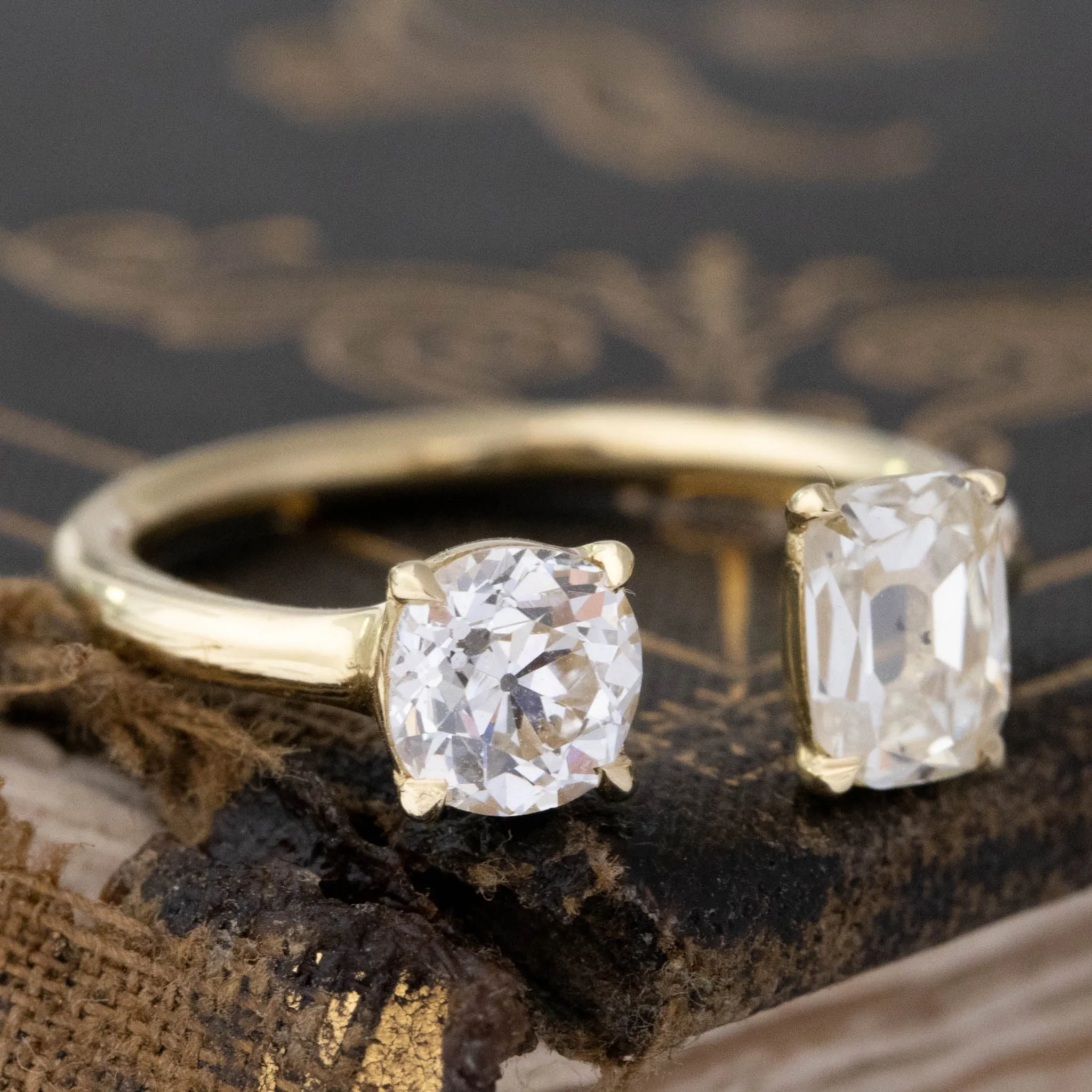 1.17ctw Old European & Peruzzi Cut Diamond Toi et Moi