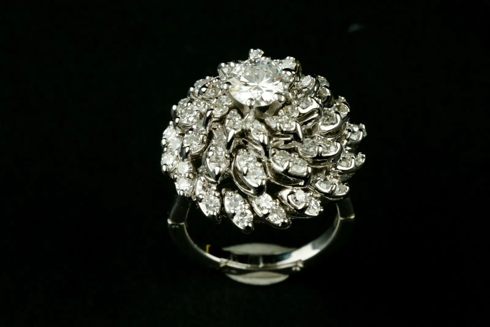 14k White Gold Diamond Dome Cocktail Ring w/ .85 ct Center Stone Size 8 Nice!