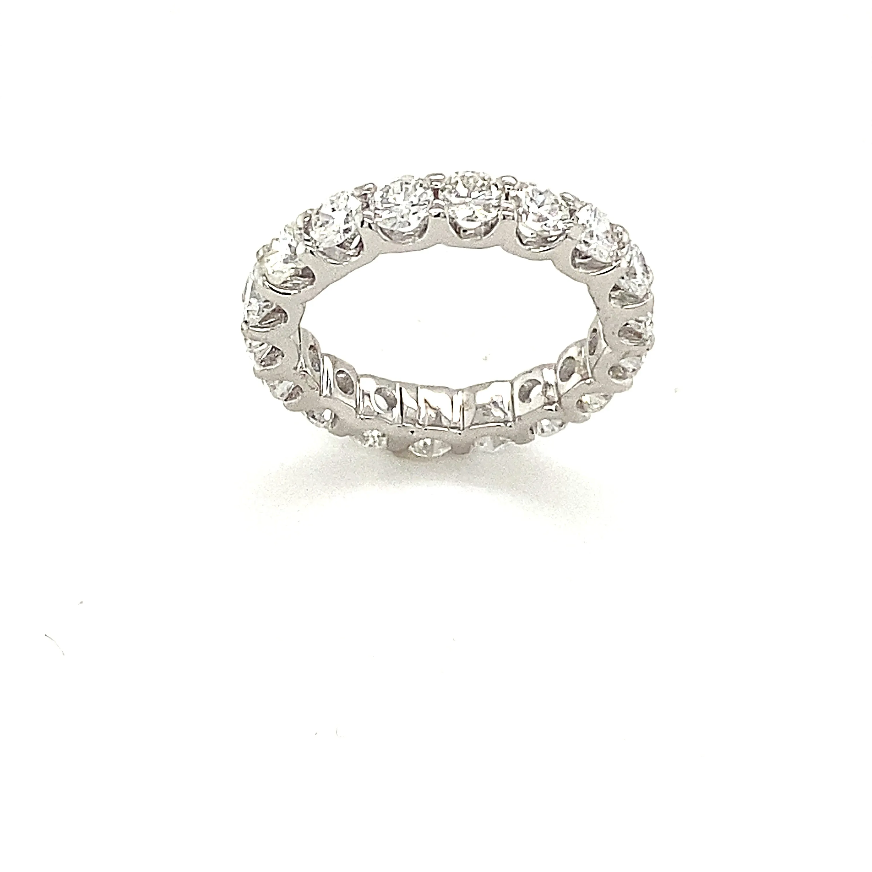 14k White Gold Diamond Eternity Band Size 5.25 TDW = 2.90 Ct / G Color / VS