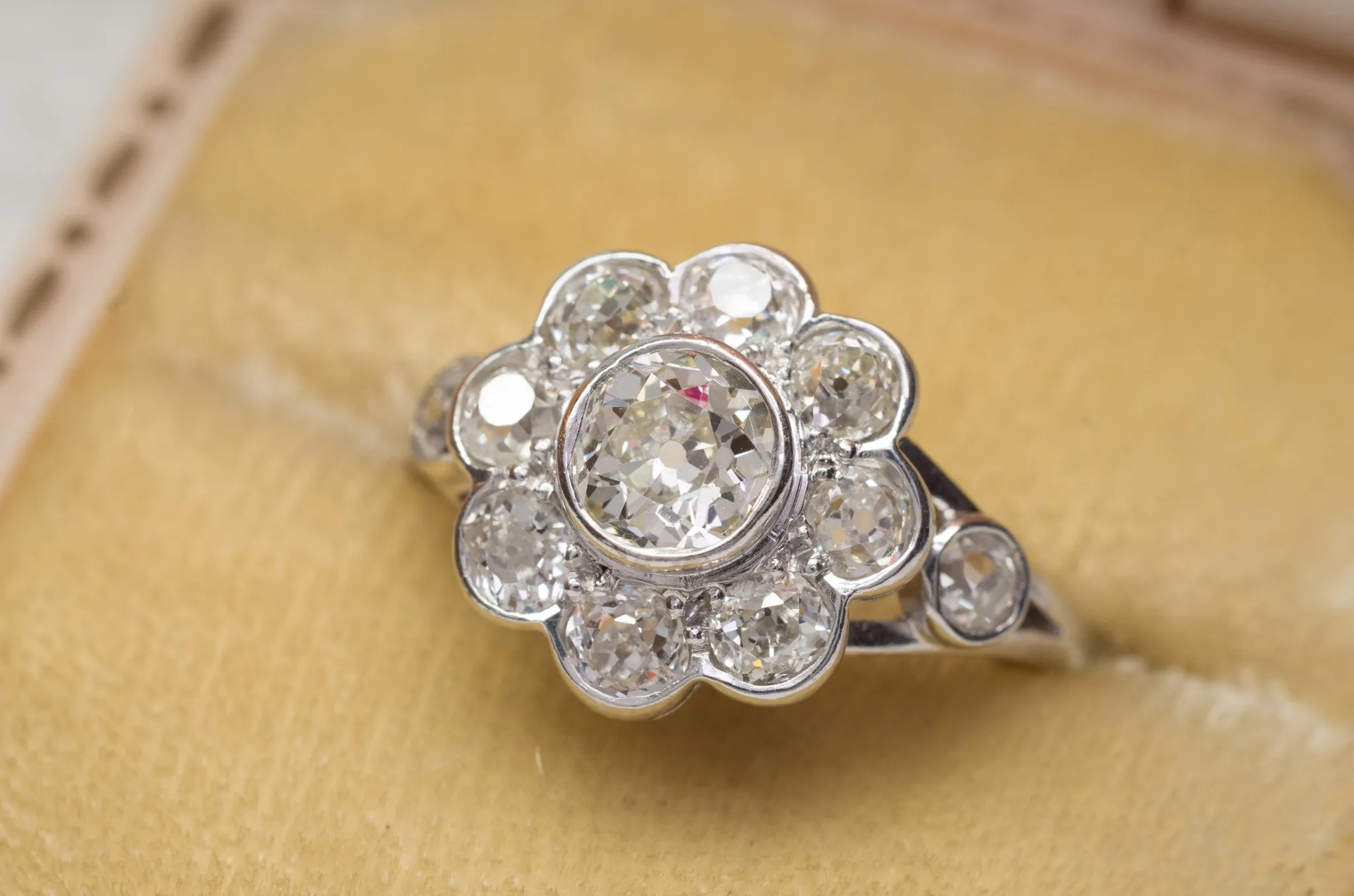 1.8CTW ANTIQUE OLD MINE CUT DIAMOND ENGAGEMENT RING
