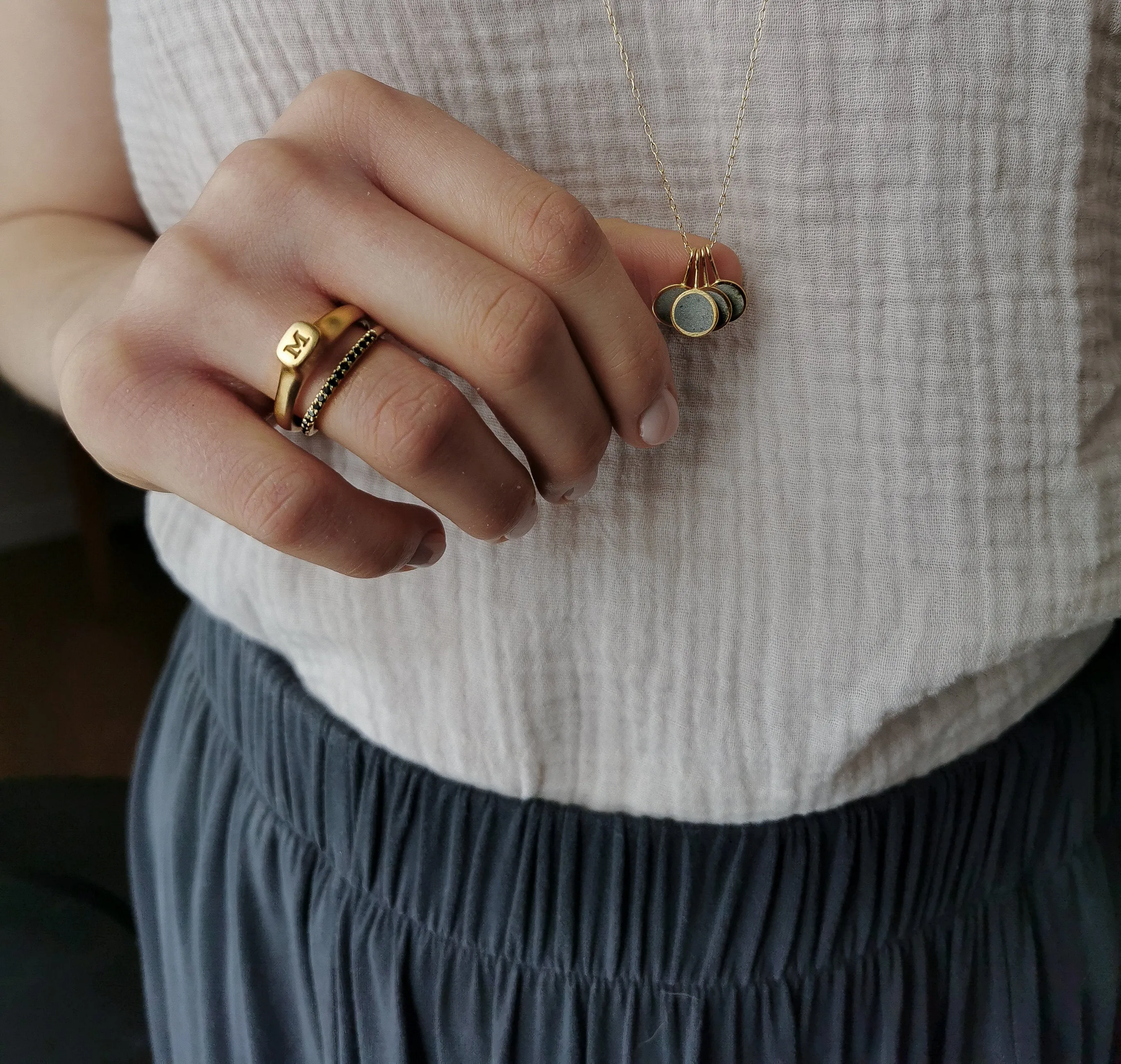 5 Round Concrete Pendants Necklace