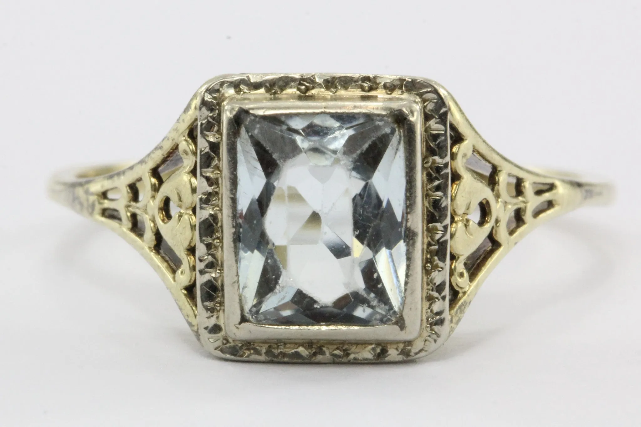 Antique Art Deco 14K Gold 1.55 Carat Aquamarine Ring
