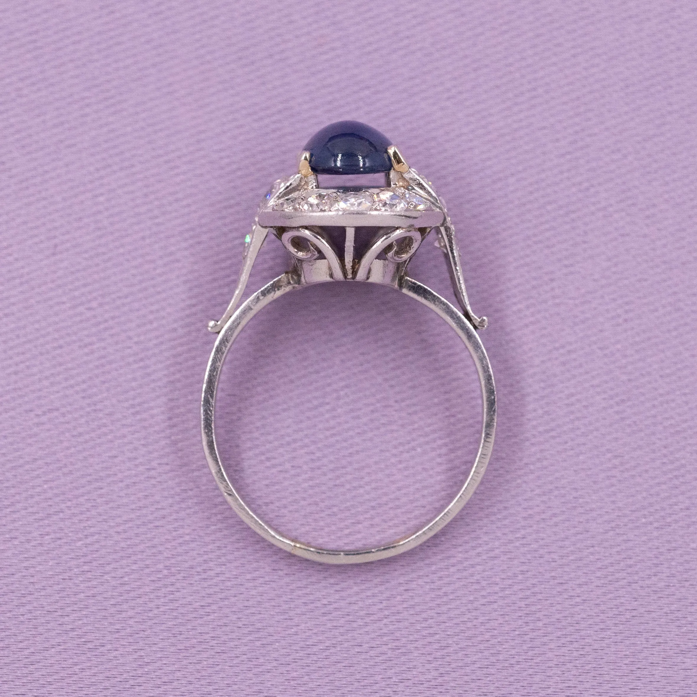 Art-Deco Fine Ceylon Sapphire & Diamond Ring