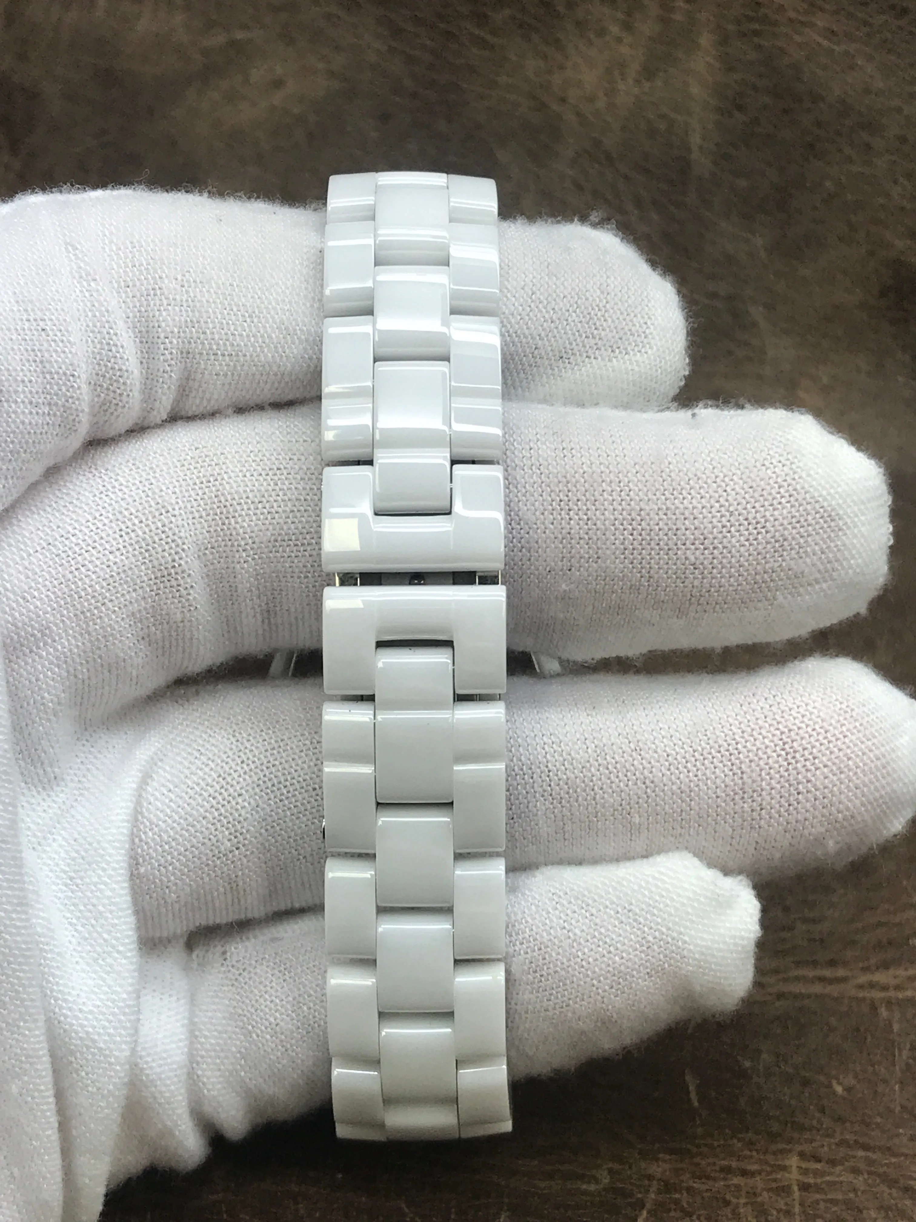 Chanel J12 H4340 Limited Edition 1200pcs H4340 White Dial Quartz Women's Watch