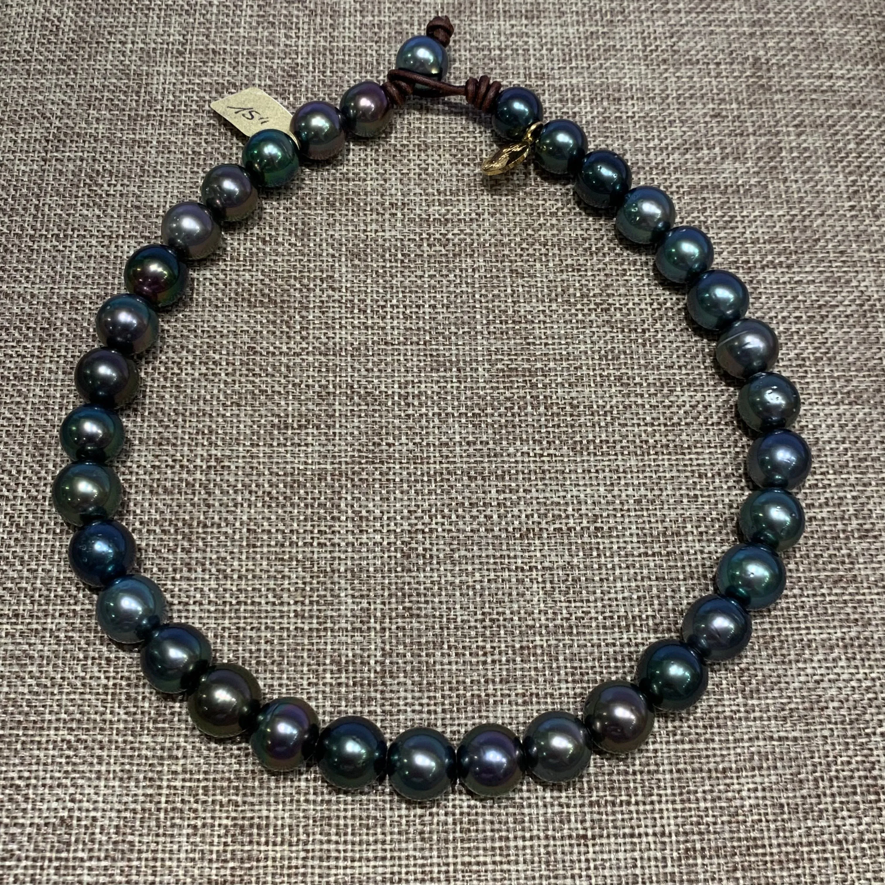 Classic Style w/ Tahitian Pearls Choker | 15”