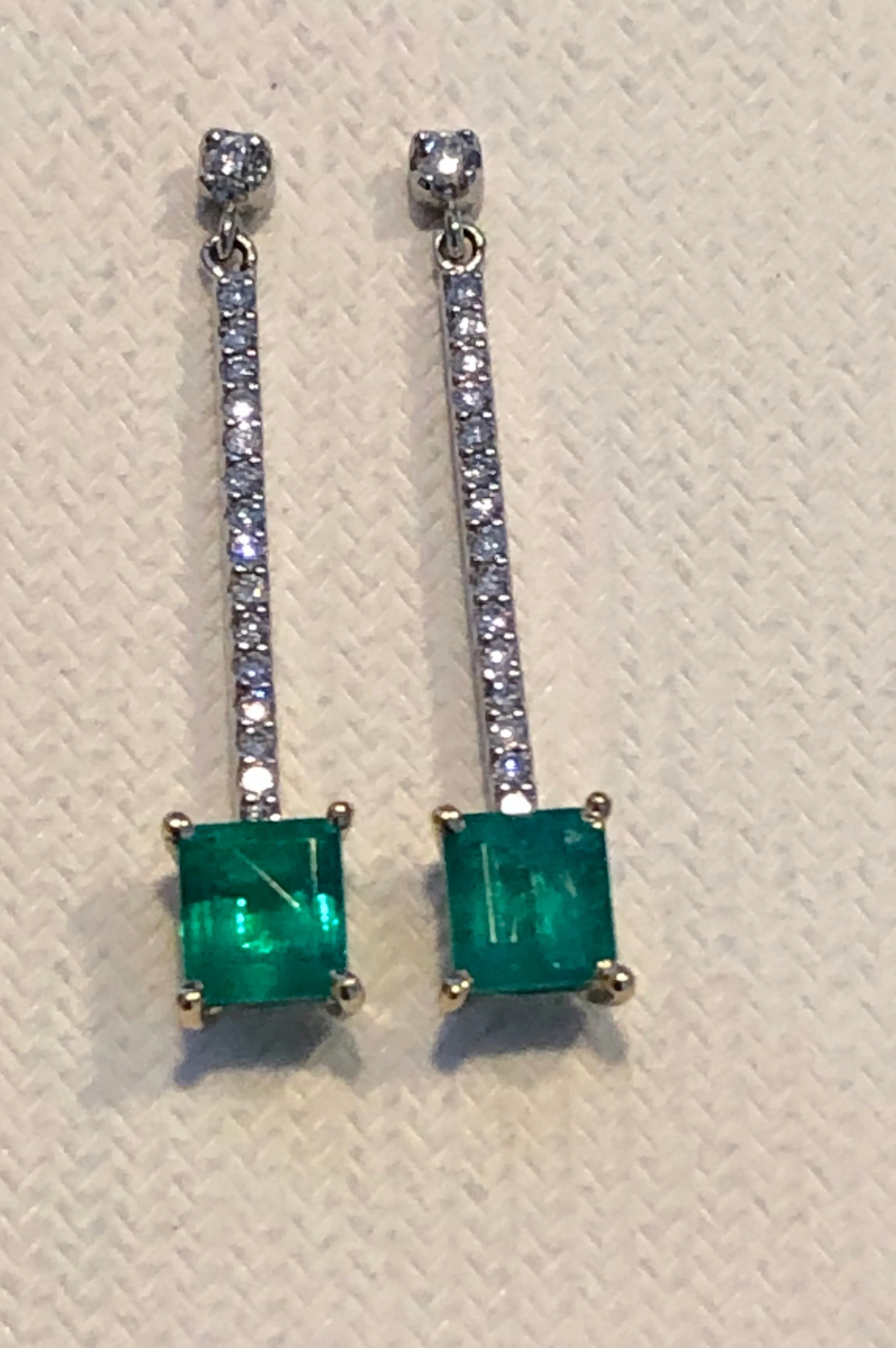 Dangle Colombian Emerald Diamond Earrings Platinum & 18K
