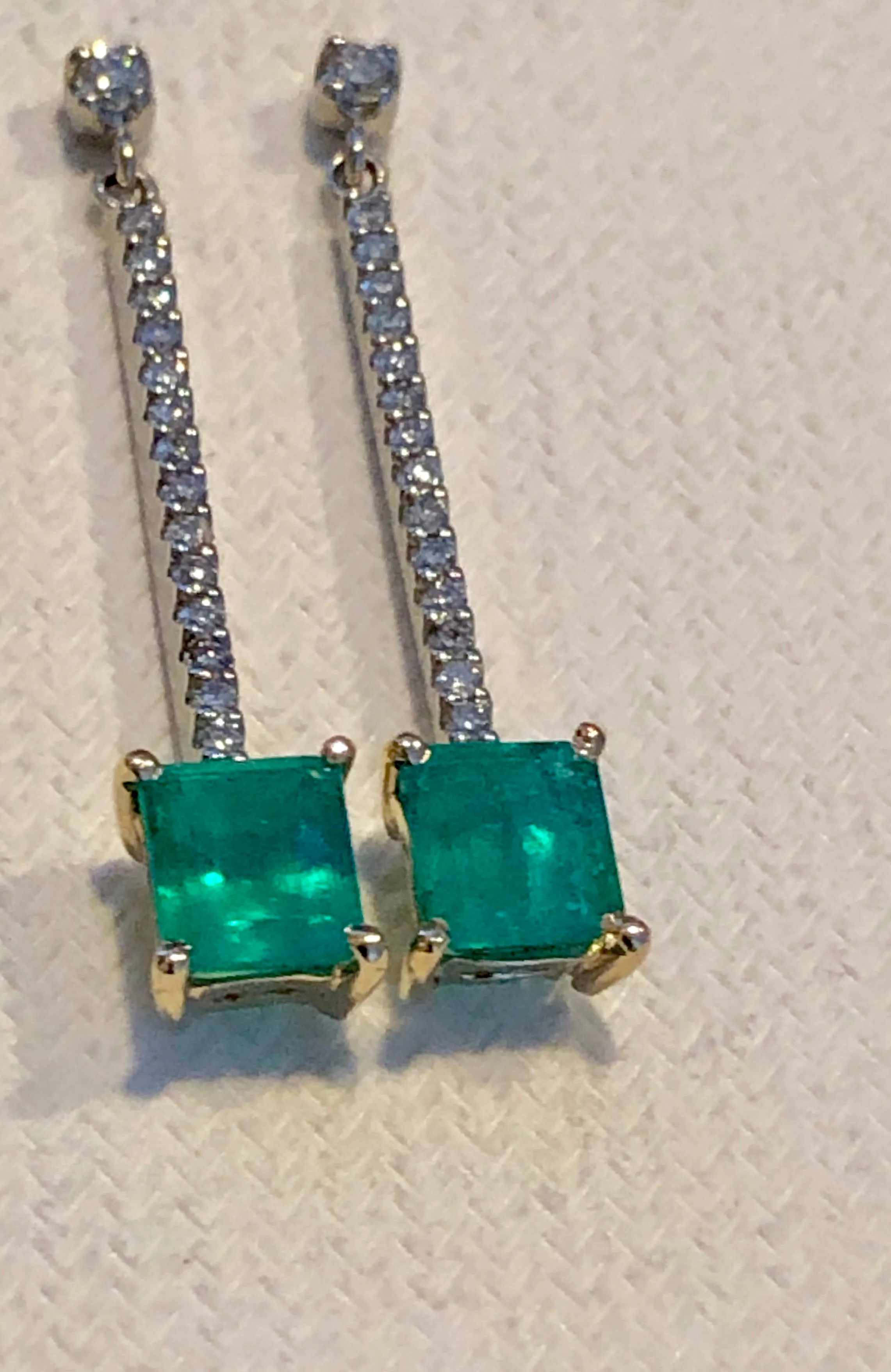 Dangle Colombian Emerald Diamond Earrings Platinum & 18K