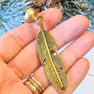 Gold Curved Feather Pendant