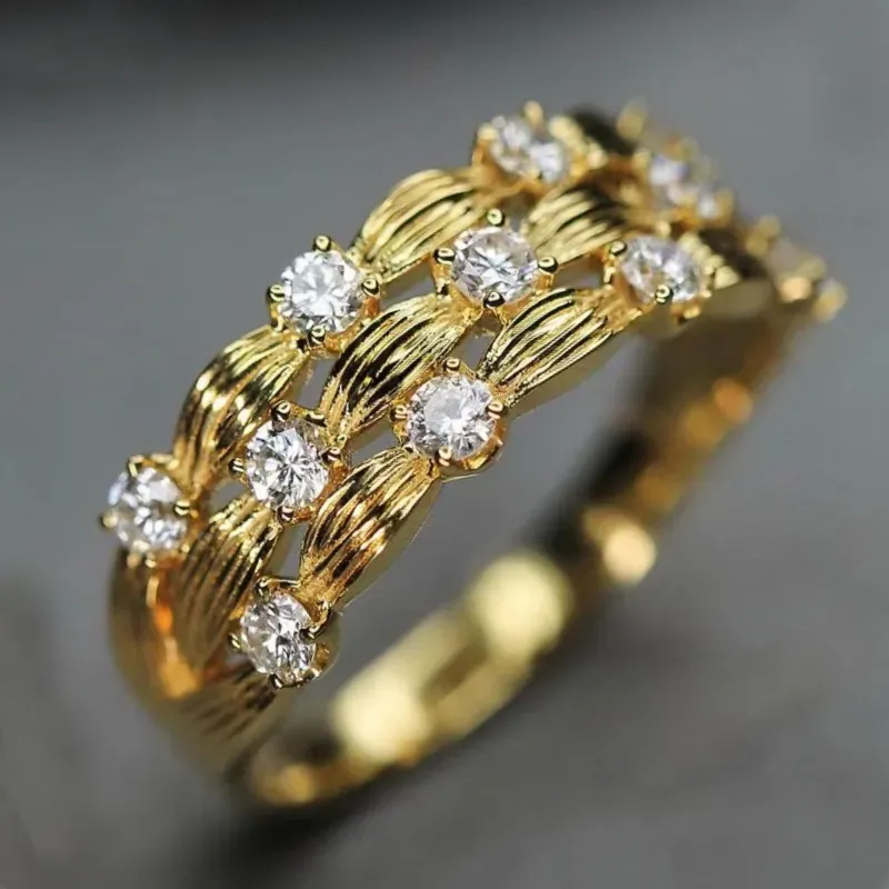 Luxury Twist Cocktail Ring for Women Gold Party Jewelry