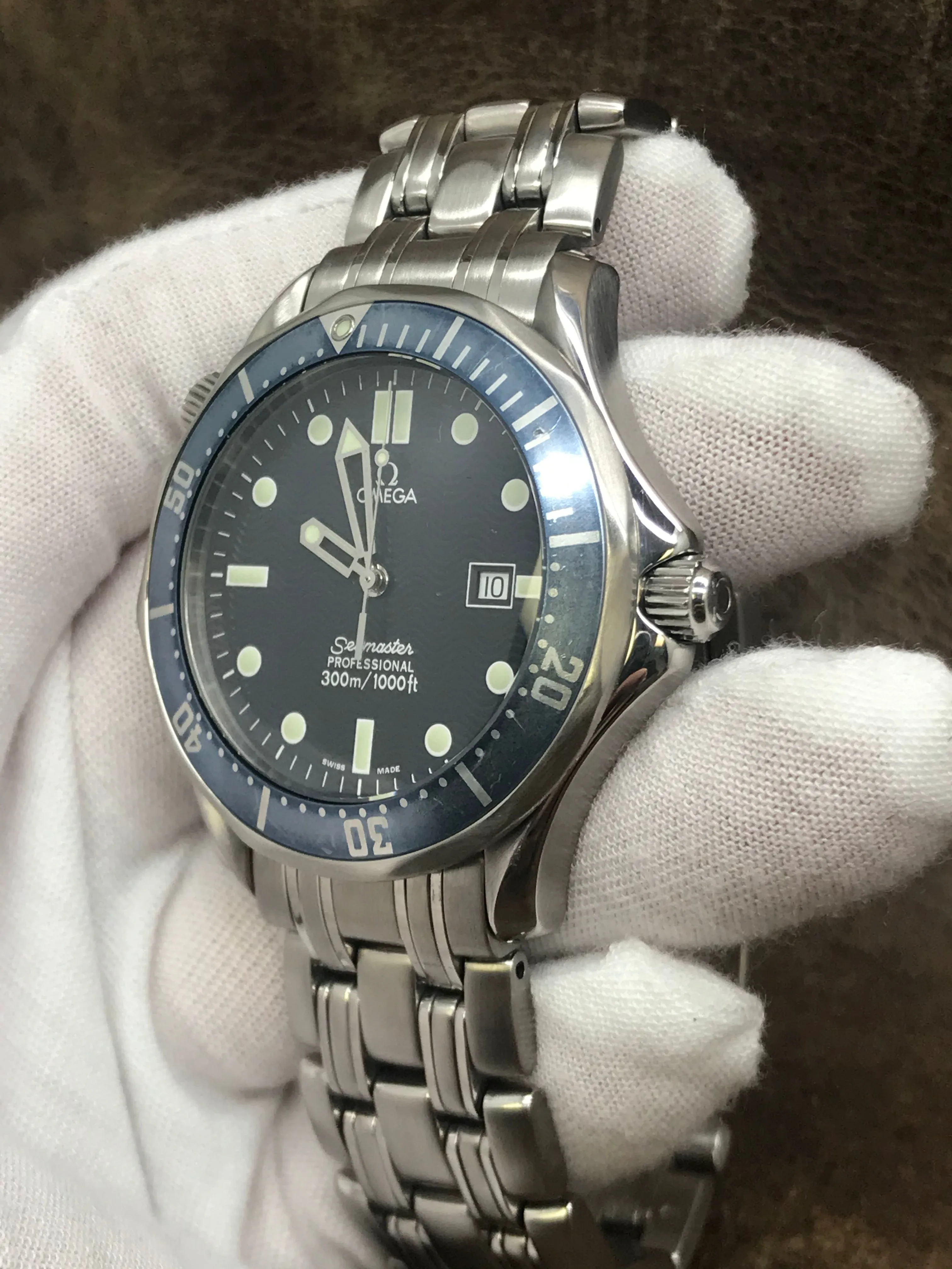 Omega Seamaster 300m 2541.80.00 Blue Wave Dial Quartz Men's Watch