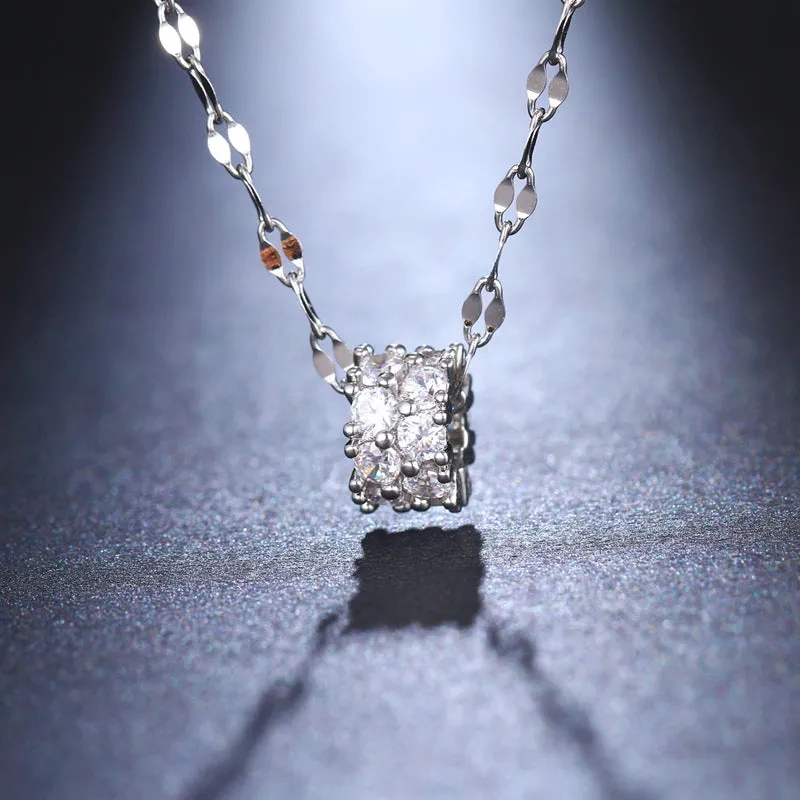Opulent Zircon Choker Fashionable Roman Pendant Necklaces in Gold and Silver Tones for Women