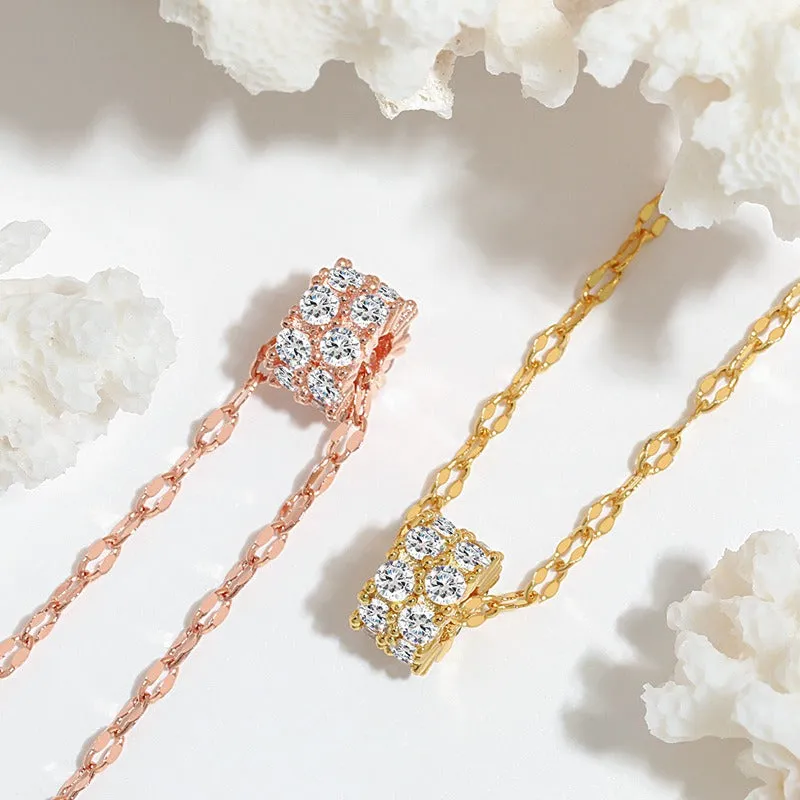 Opulent Zircon Choker Fashionable Roman Pendant Necklaces in Gold and Silver Tones for Women