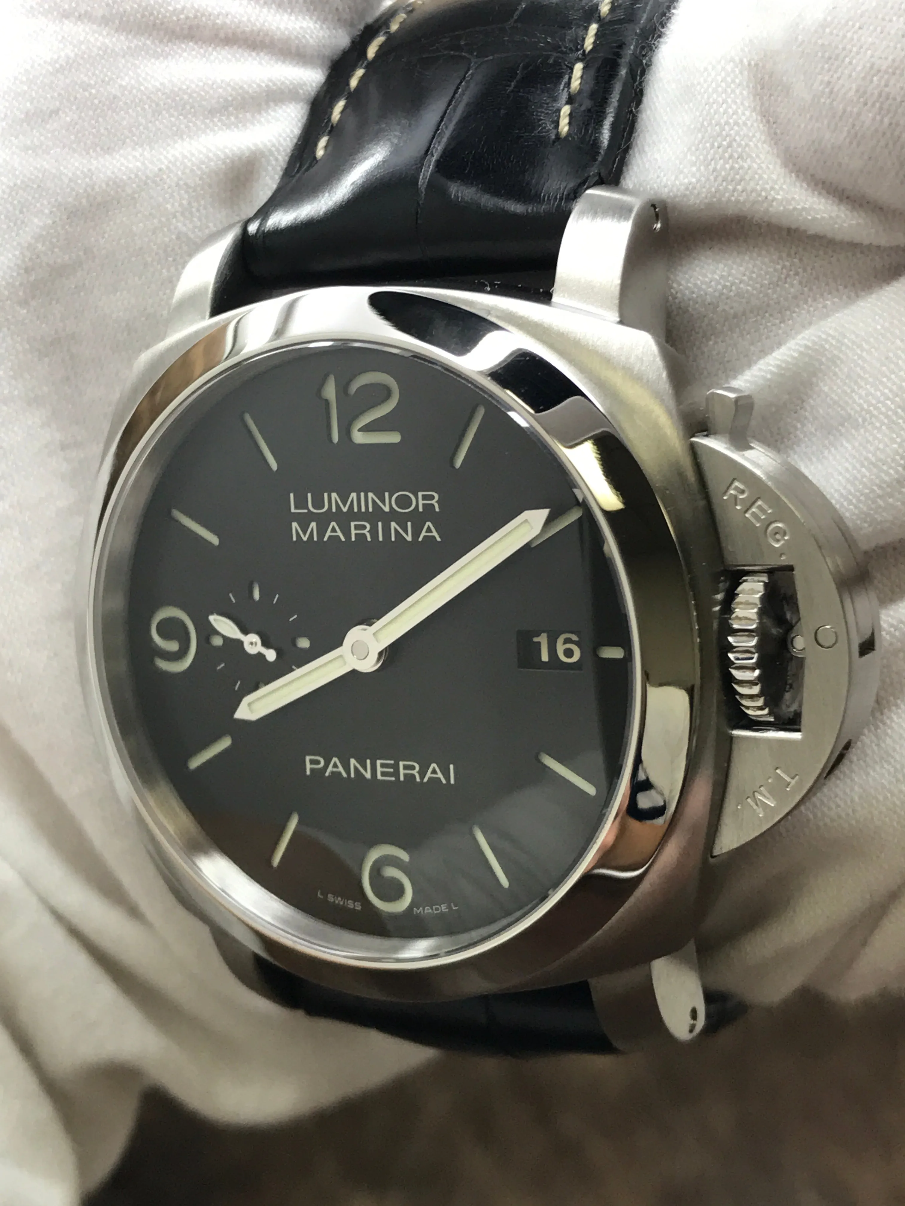 Panerai Luminor 1950 3 days PAM00312 Black Dial Automatic Men's Watch