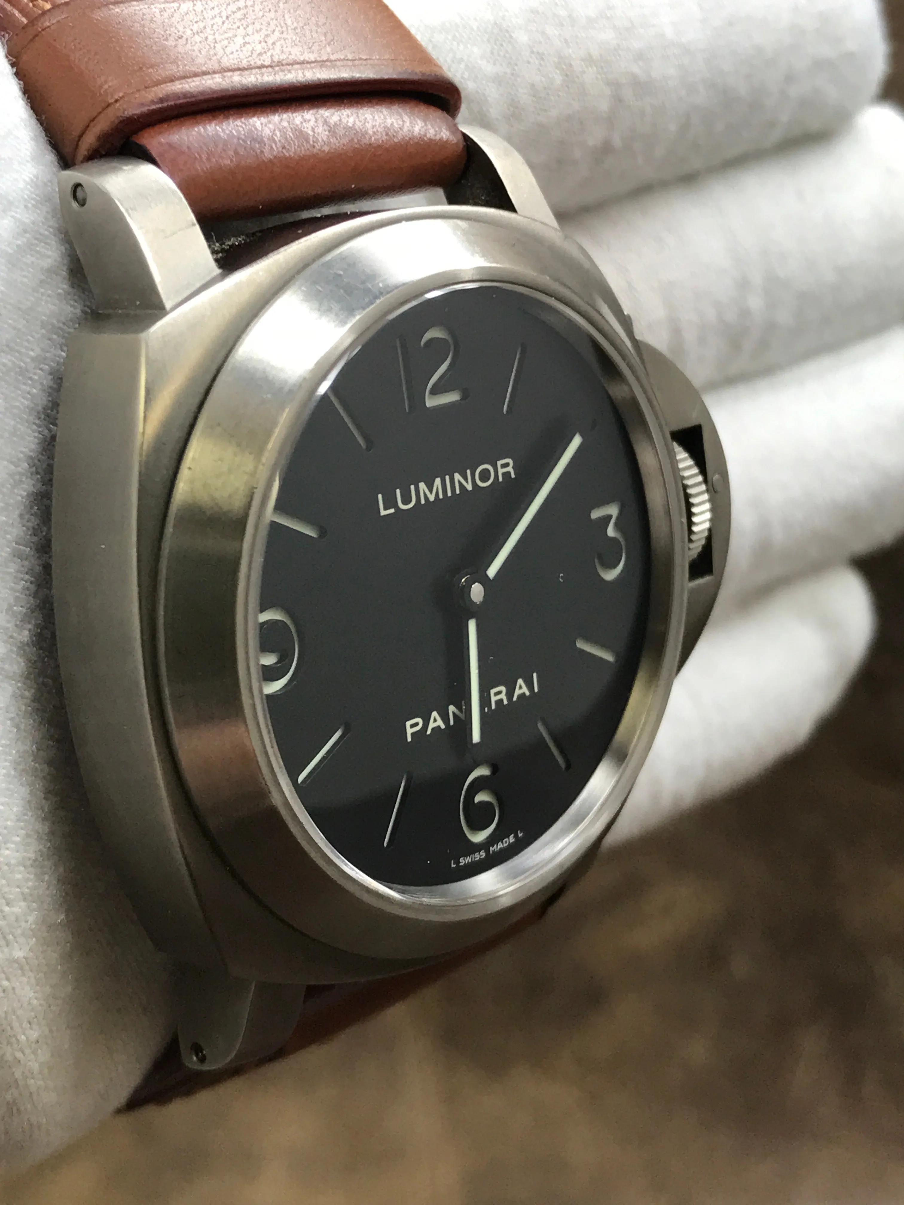 Panerai Luminor Base Logo PAM00176 Black Dial Manual Widning Men's Watch