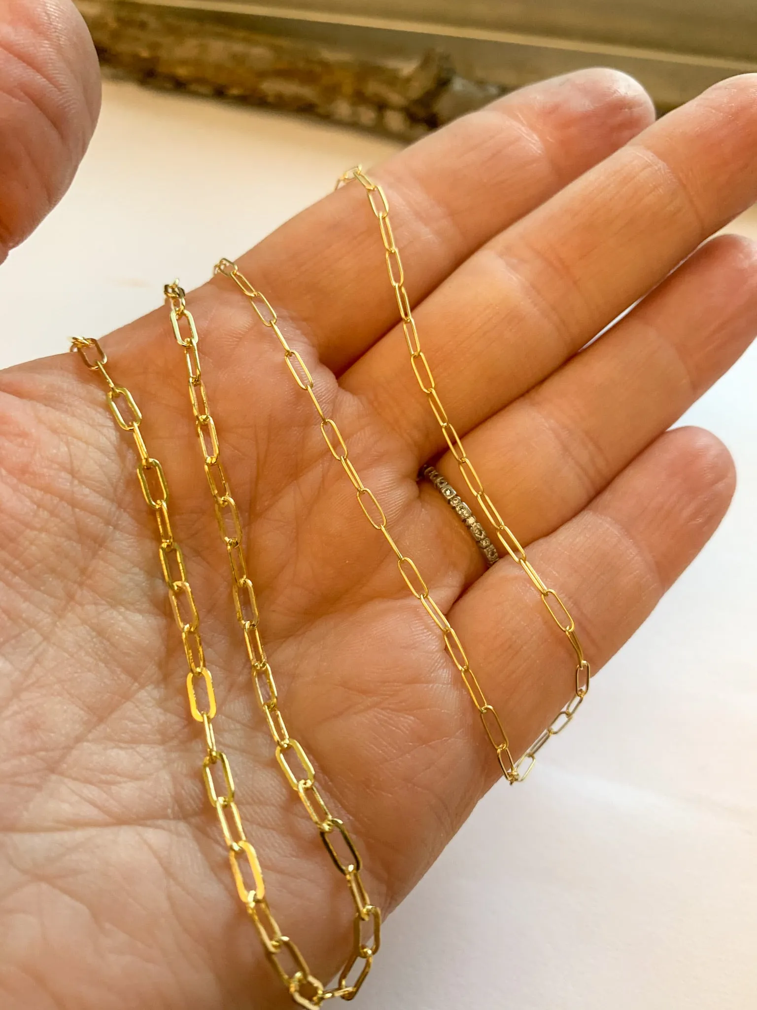 Paperclip Layering Chain