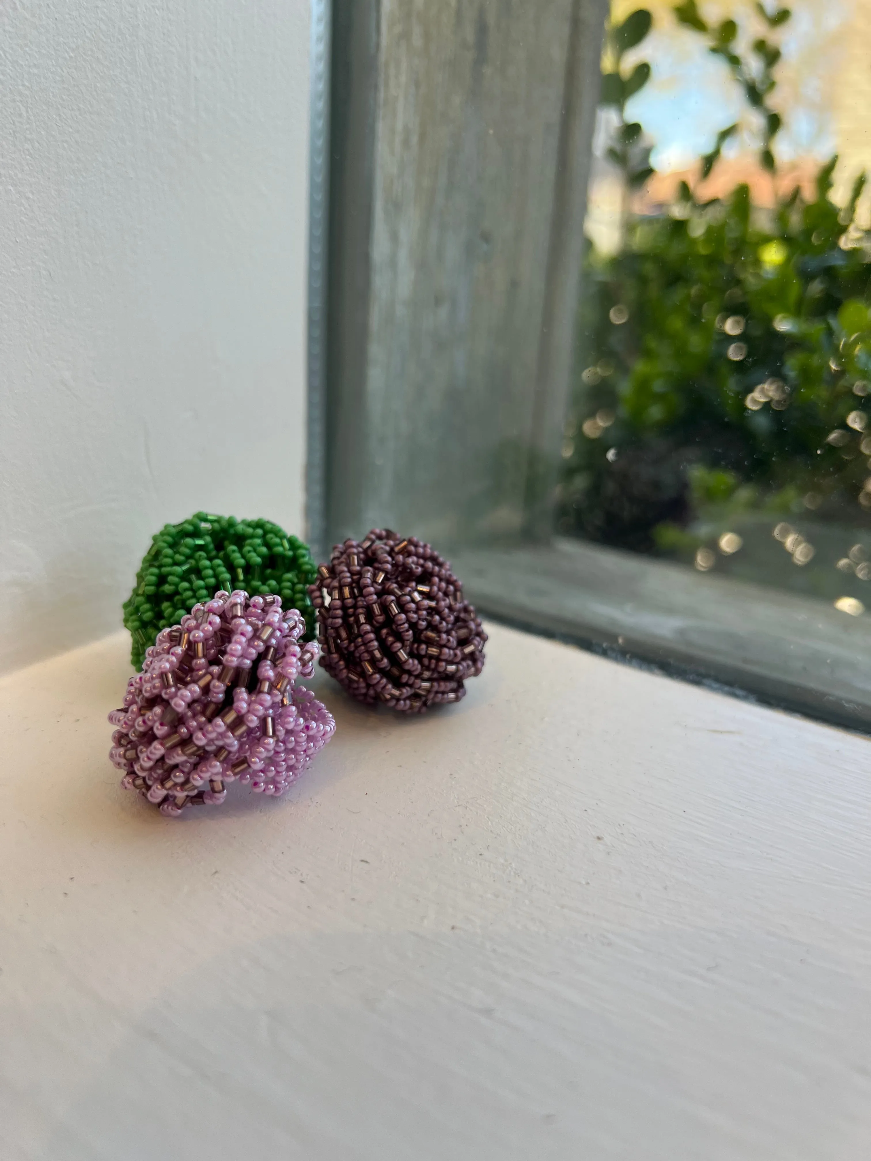 Pretty’s Beaded Rings - L
