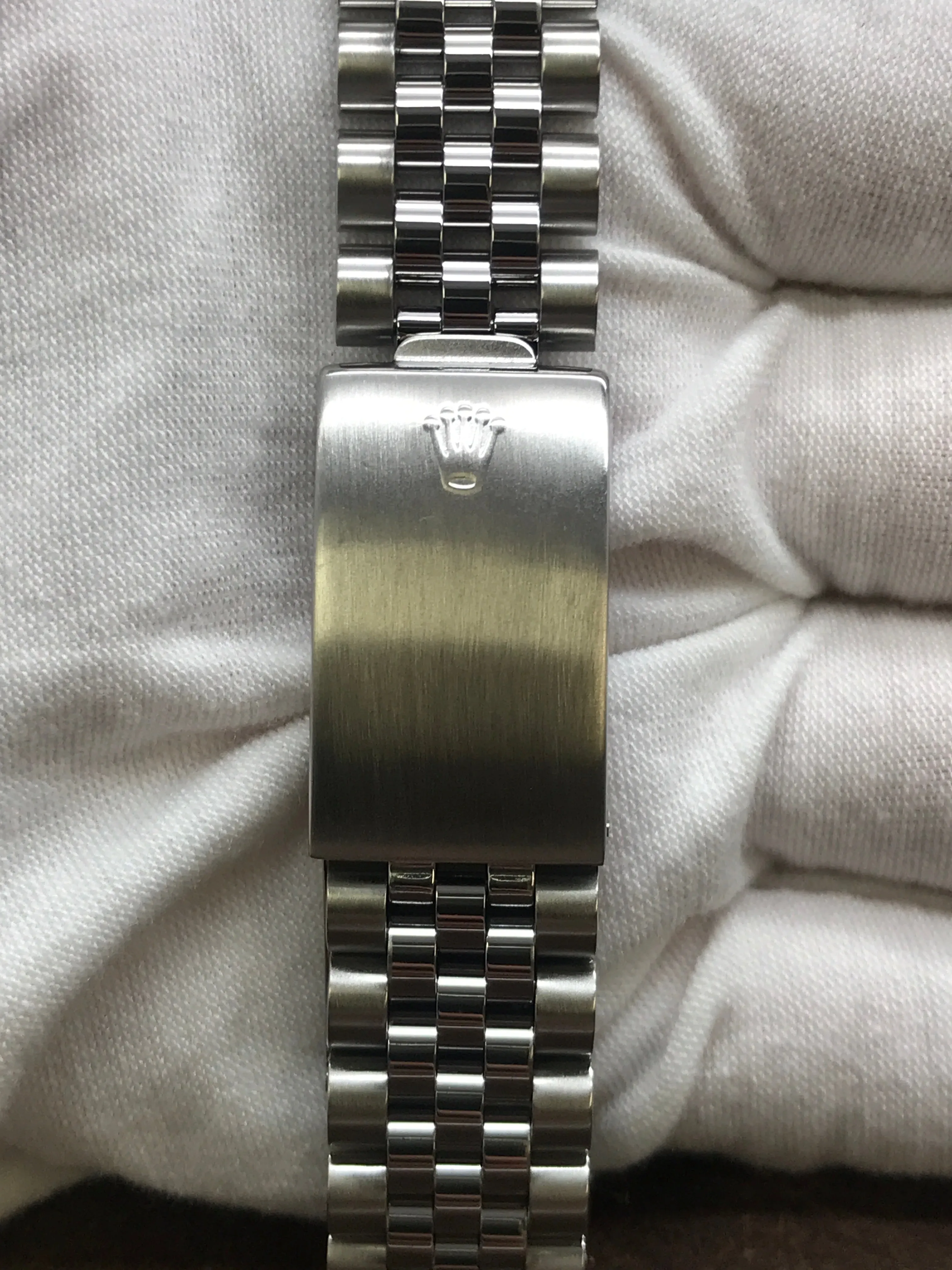 Rolex Datejust 36mm 16030 Silver Dial Automatic Watch