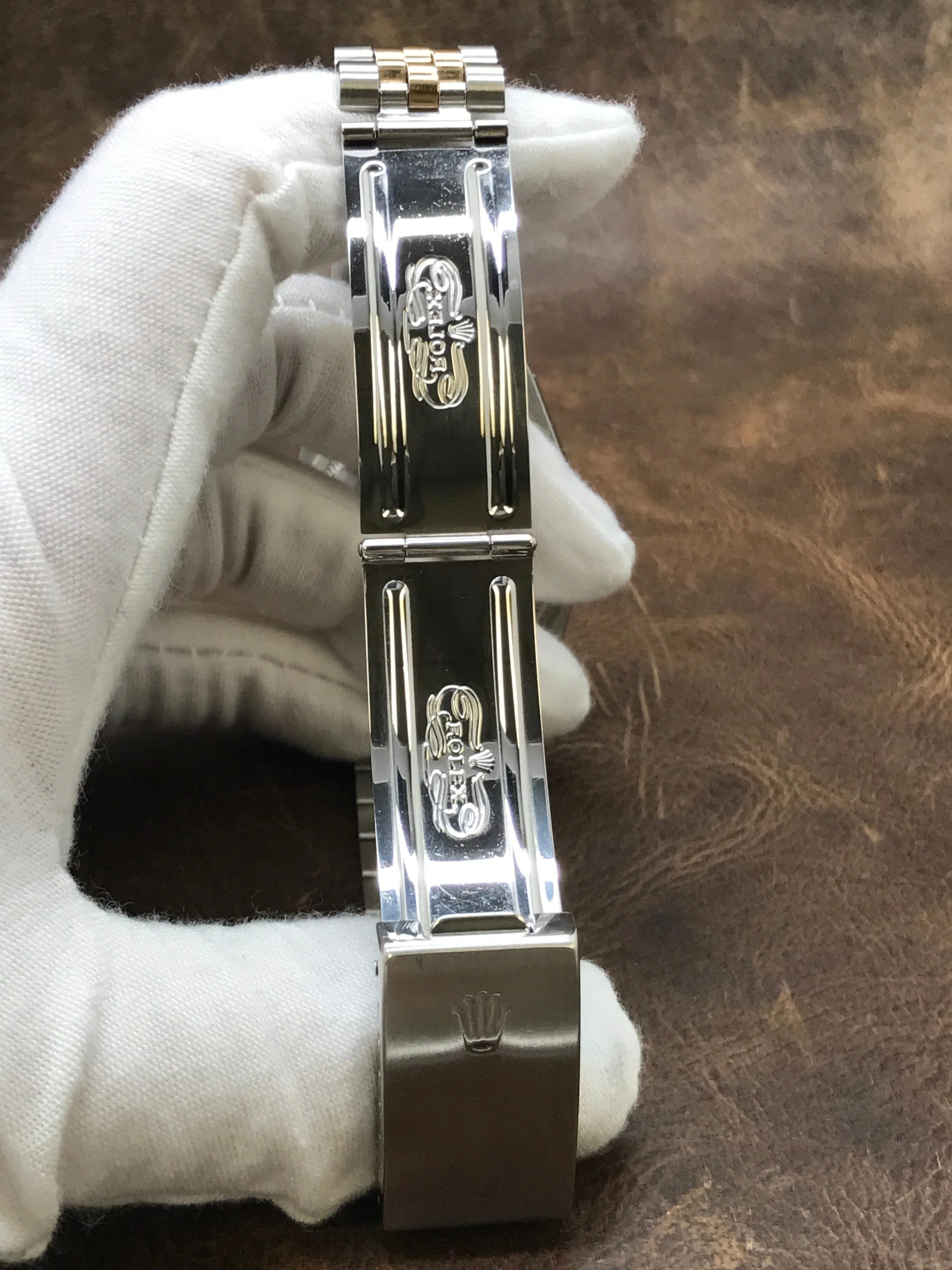 Rolex Datejust 36mm 16233 Silver Dial Automatic Watch