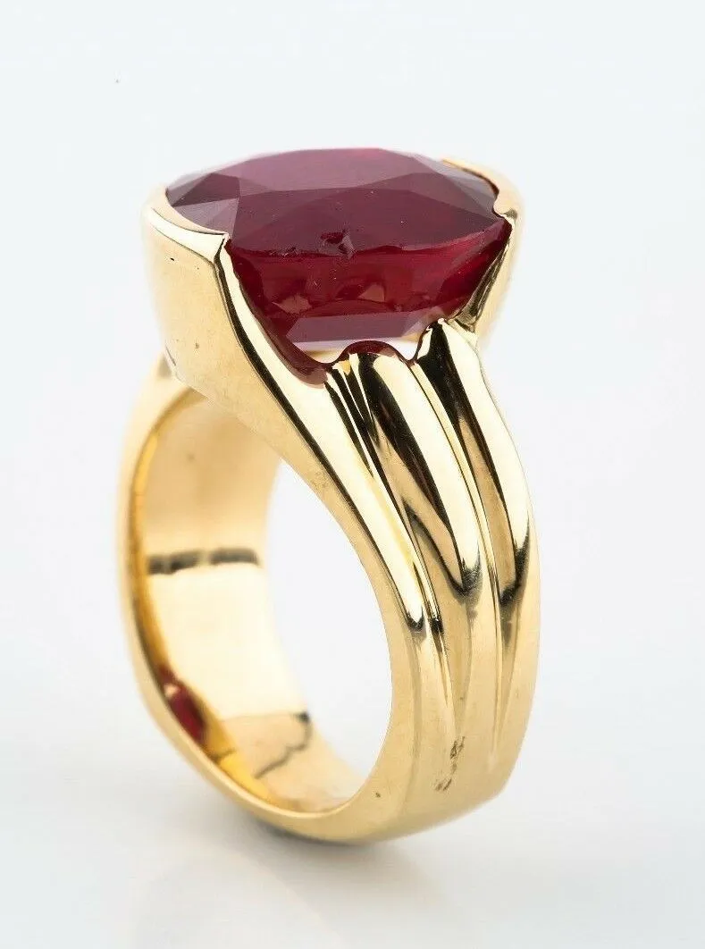 Ruby 9.92 carat Natural Oval Solitaire 14k Yellow Gold Fashion Ring Size 5.5