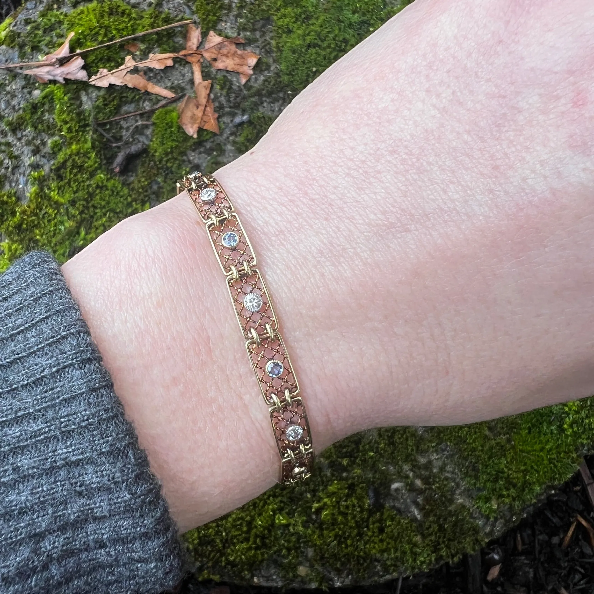 Sapphire & Diamond Lacy Yellow Gold Line Bracelet