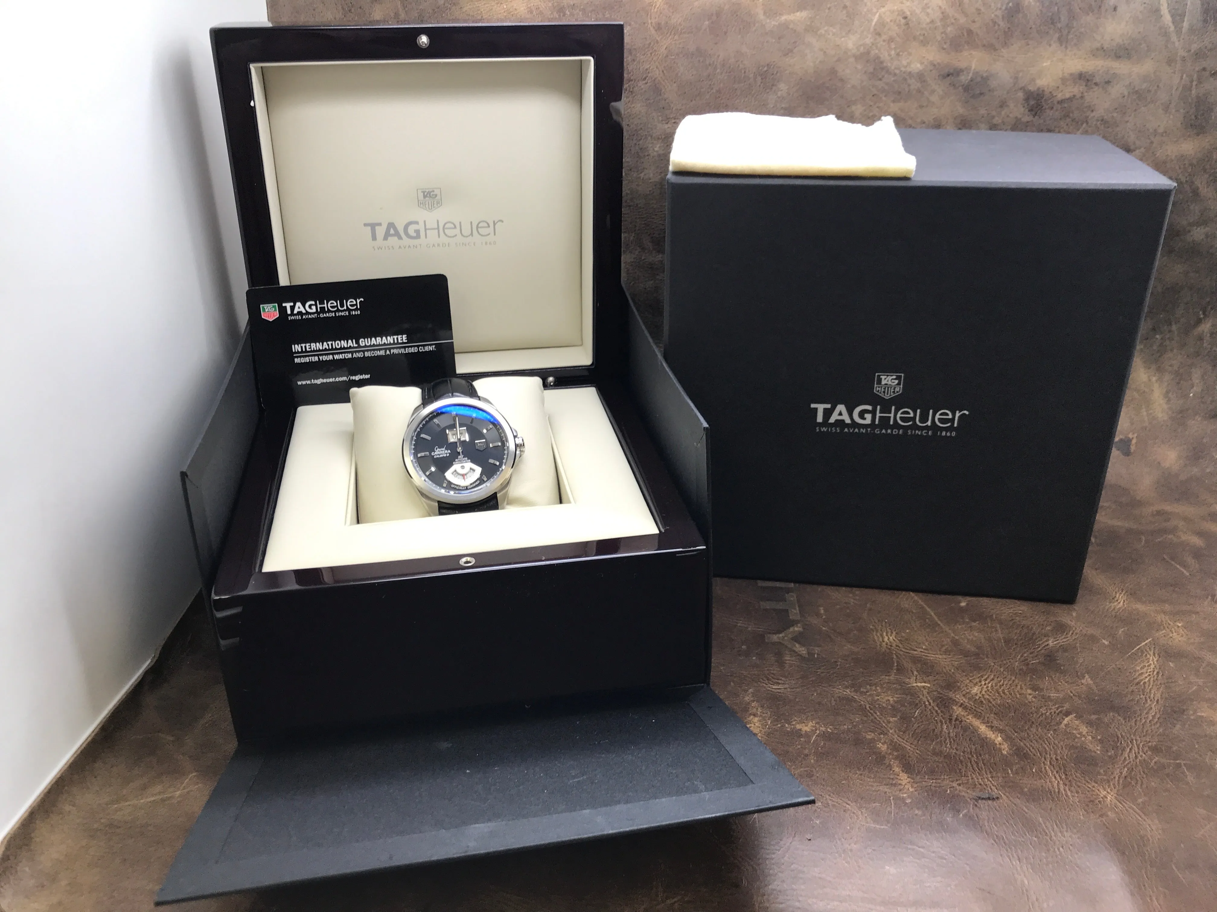 TAG Heuer Grand Carrera WAV5111 Black Dial Automatic Men's Watch