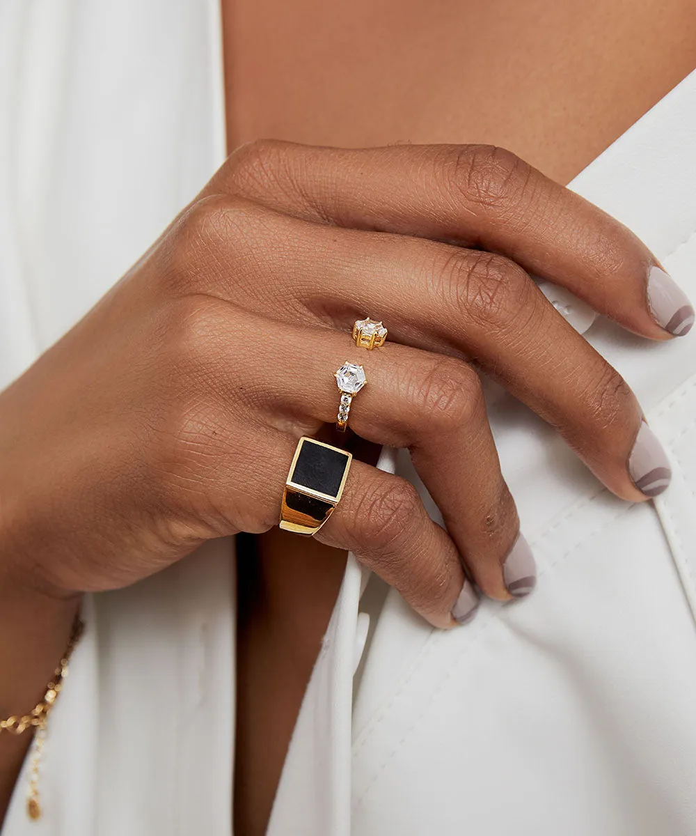 THE ONYX SQUARE RING