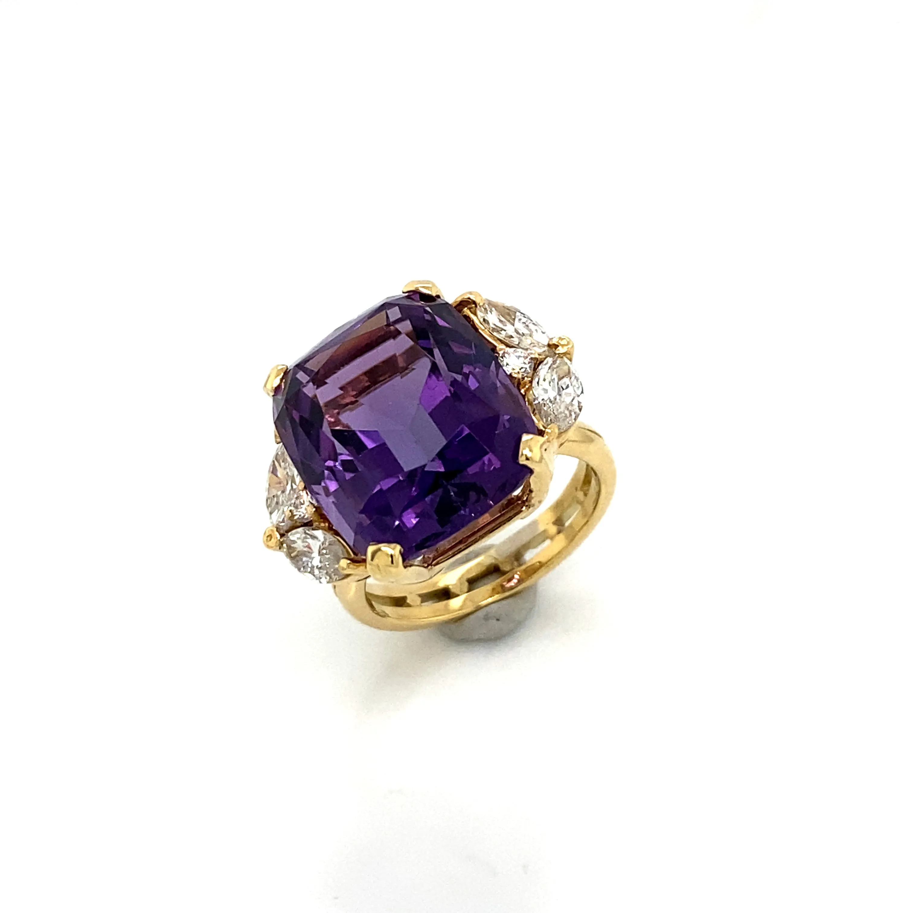 Vintage Amethyst & Diamond Ring