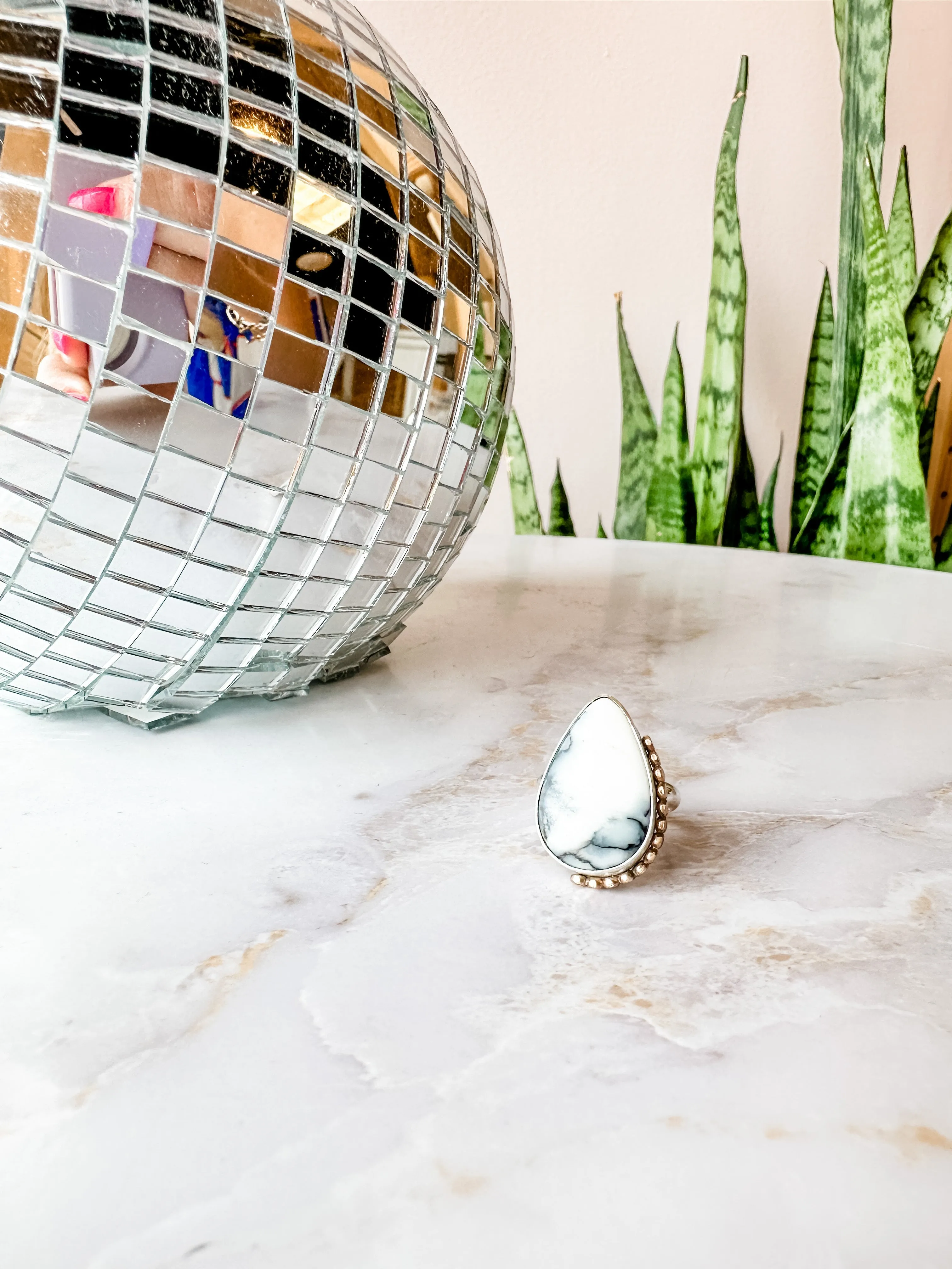 White Variscite Gold Bead Details Statement Ring size 6