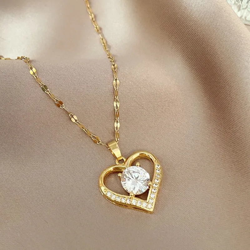 Women's Gold Stainless Steel Heart Pendant Necklace - Non-Fading Titanium Jewelry Piece